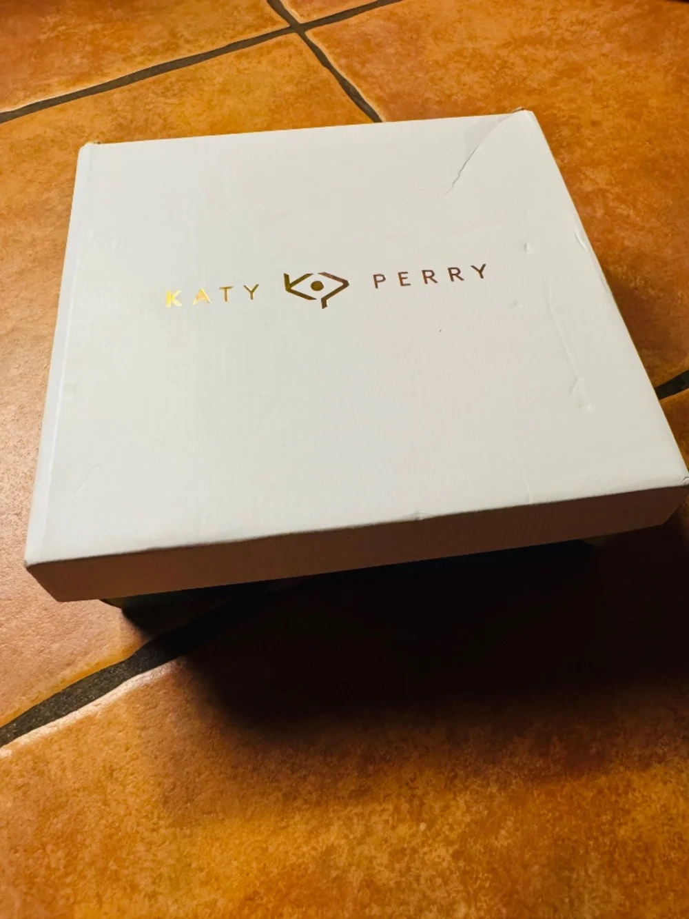 Katy Perry Gold Starry Sneakers (New in Box-Size 1)